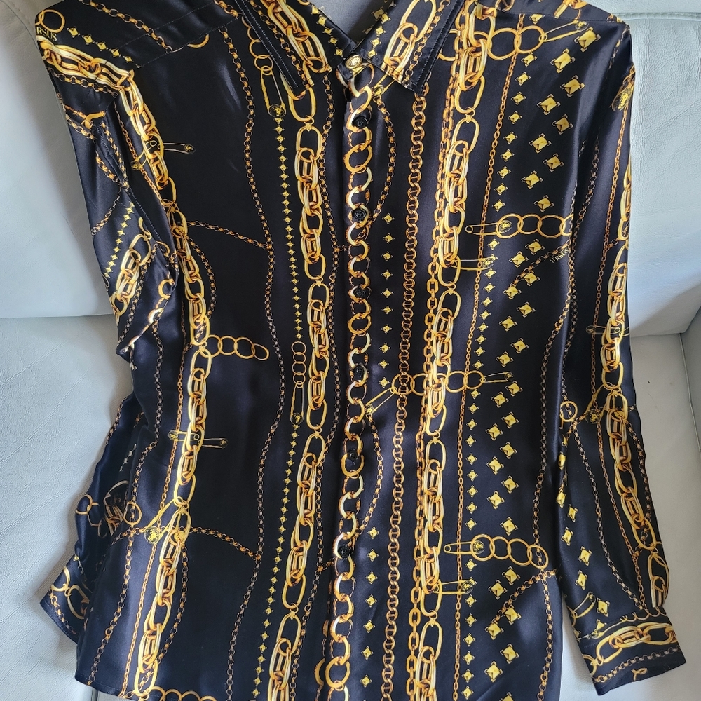 Versus Versace 38 48 M L Black Gold Chain Links Silk Button Shirt Blouse Lion